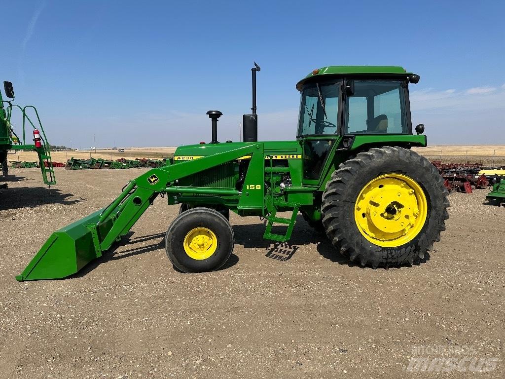 John Deere 4230 Tratores Agrícolas usados