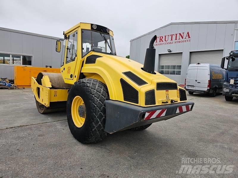 Bomag BW 213 D H-4 Cilindros Compactadores monocilíndricos