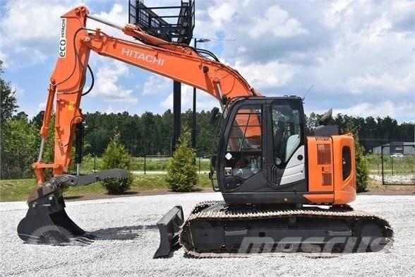 Hitachi ZX 135 Escavadoras de rastos