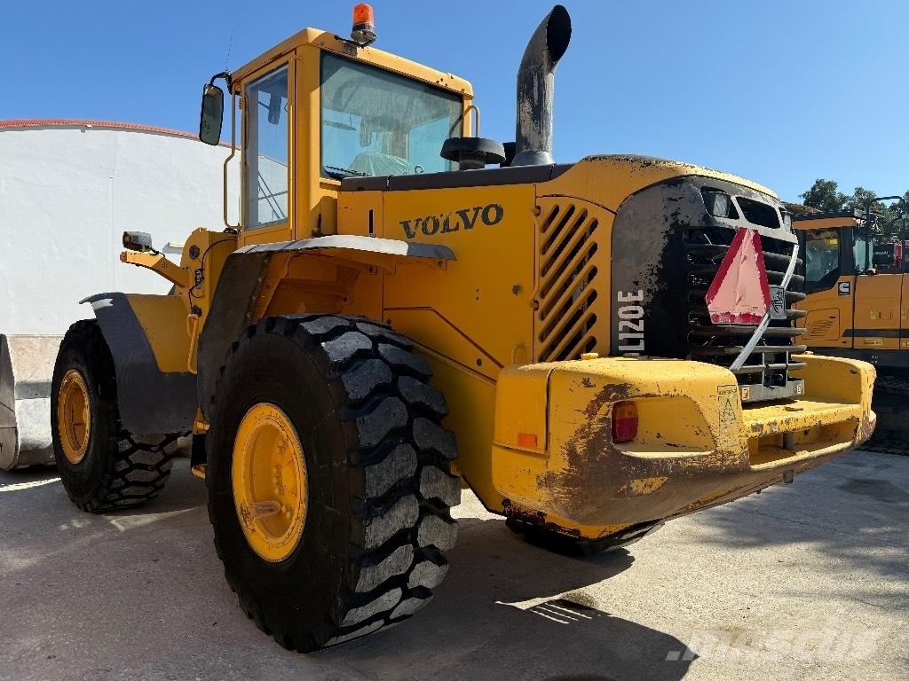 Volvo L 120 E Pás carregadoras de rodas