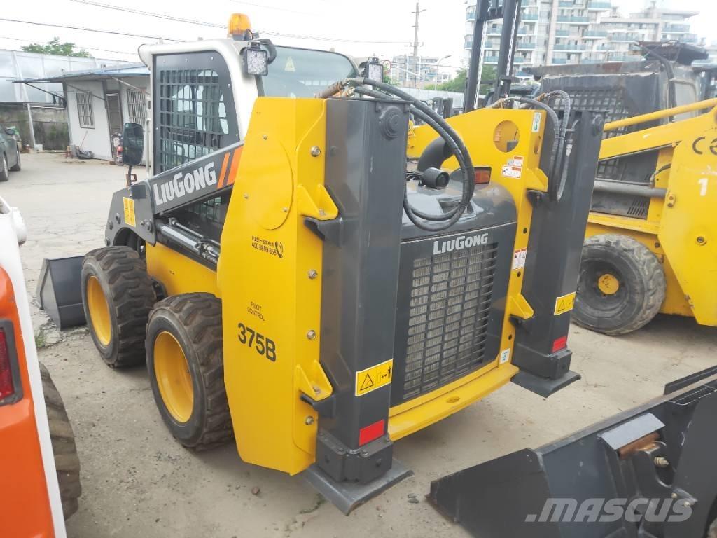 LiuGong CLG 375 B Carregadoras de direcção deslizante
