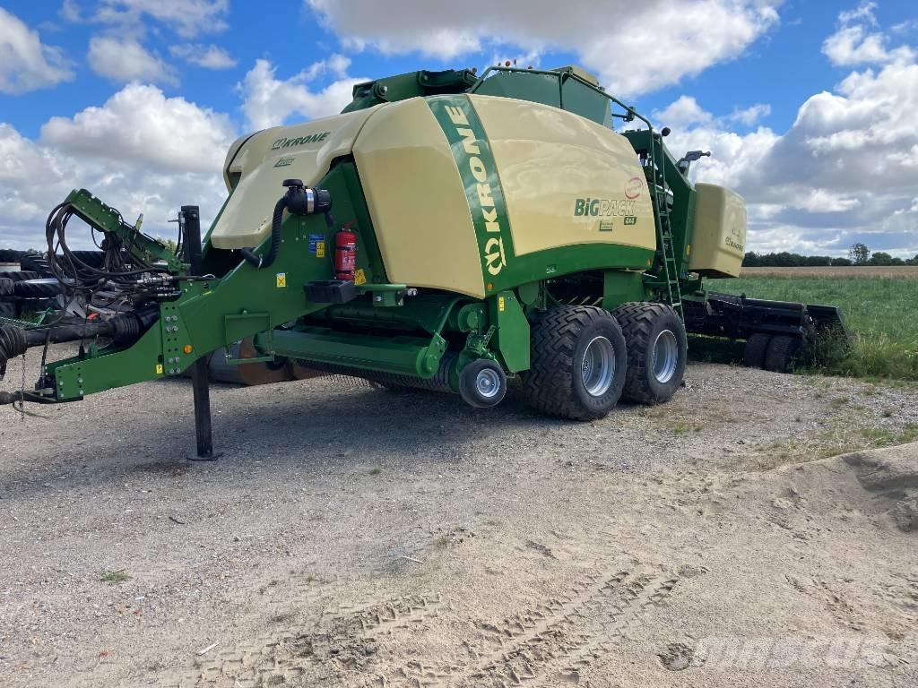 Krone Big Pack 4x4, Enfardadeira de fardos quadrados