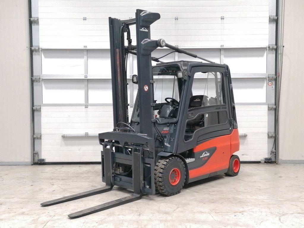 Linde E30L-01 Empilhadores eléctricos