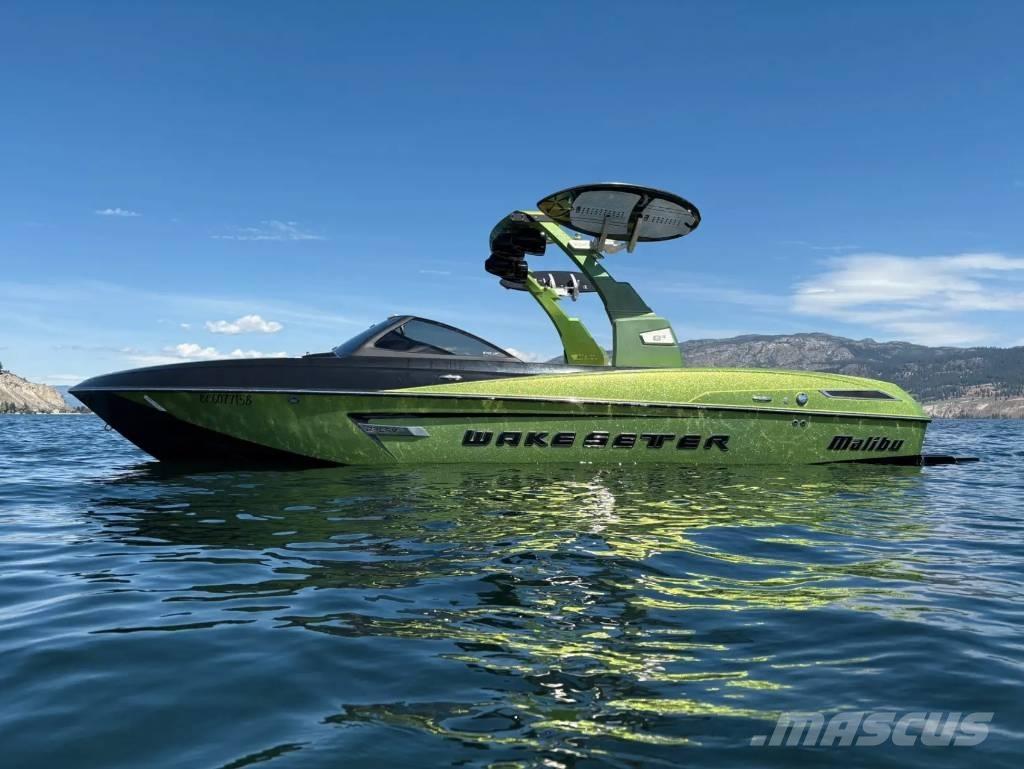  Malibu 23 LSV Batelões / barcaças e pontões