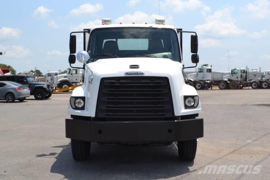 Freightliner 114SD Camiões estrado/caixa aberta