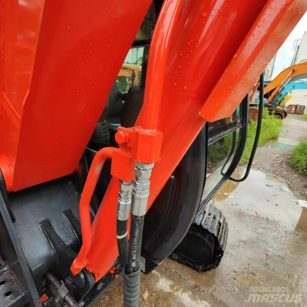 Hitachi ZX 60 Mini Escavadoras <7t