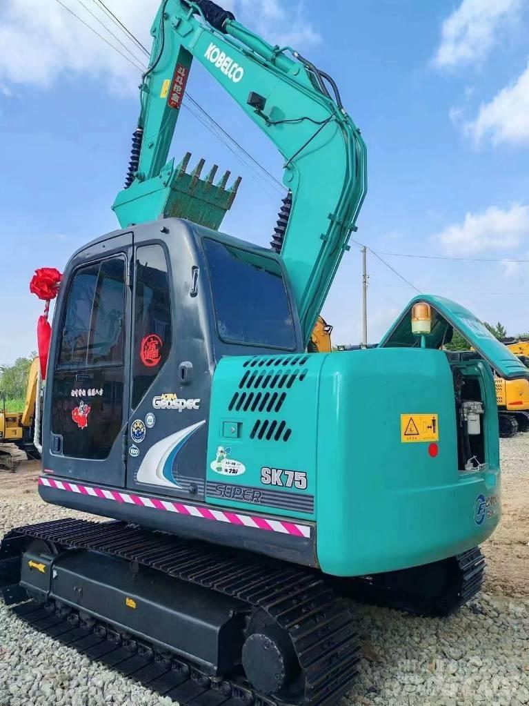 Kobelco SK 75 Escavadoras de rastos