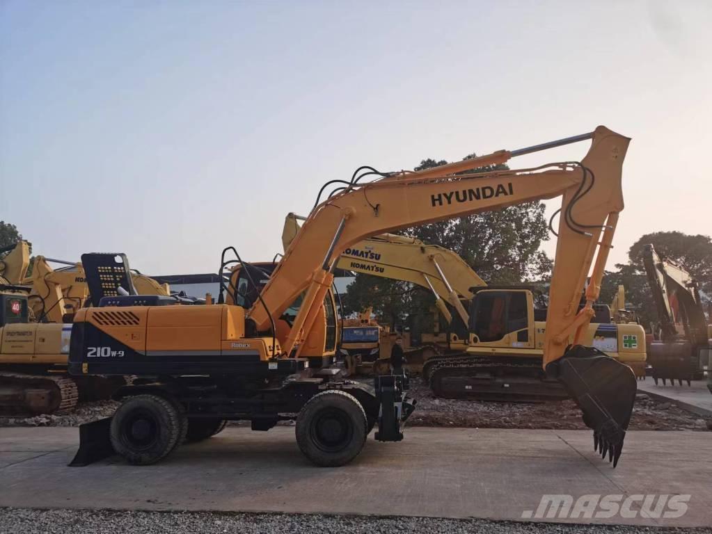 Hyundai R210W-7 Escavadoras de rodas