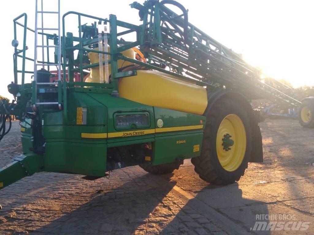 John Deere R944i Pulverizadores rebocados