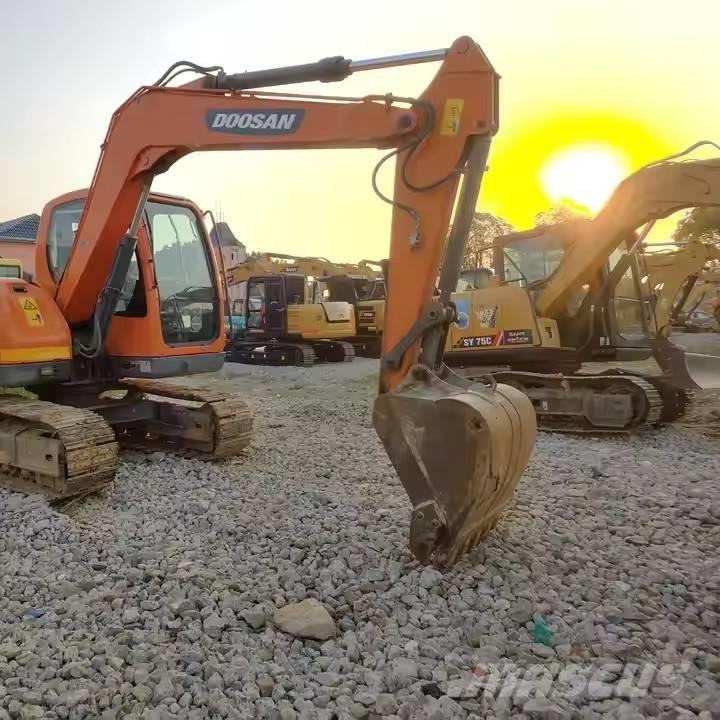 Doosan DX85-9C Escavadoras de rastos