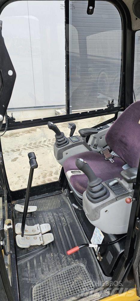 CAT 302.2 D Mini Escavadoras <7t