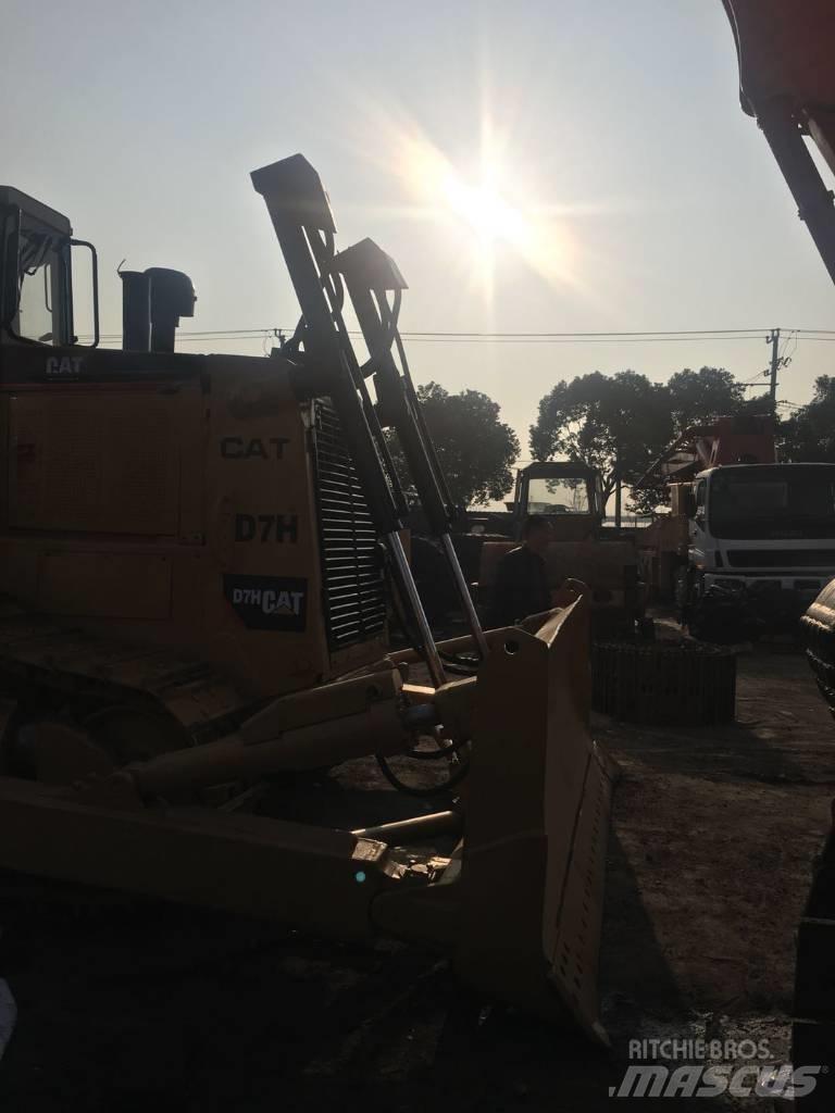 CAT D7H Dozers - Tratores rastos