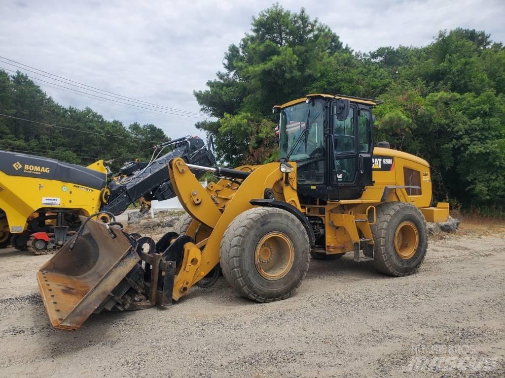CAT 926M Pás carregadoras de rodas