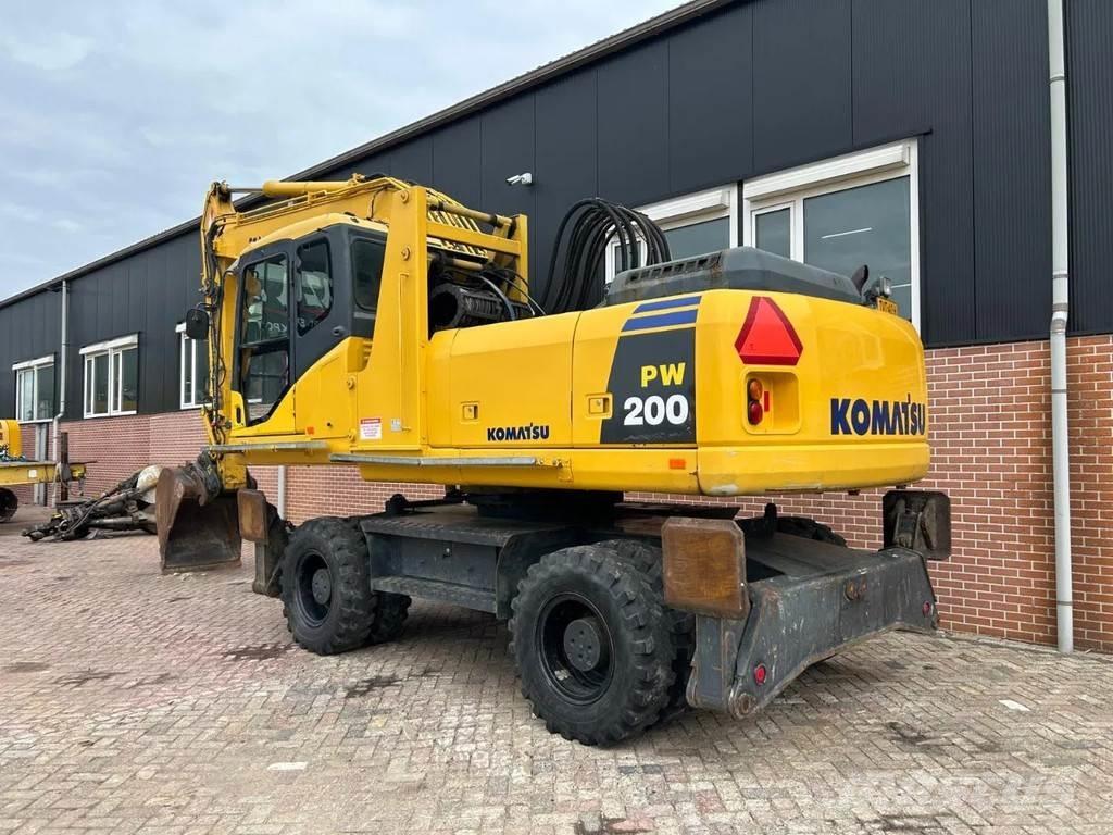Komatsu PW200 Escavadoras de rodas