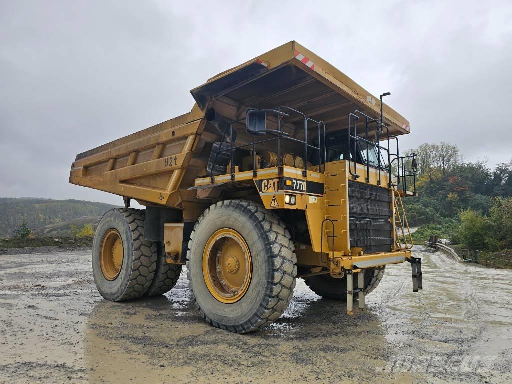 CAT 777 D Camiőes dumper basculantes rígidos