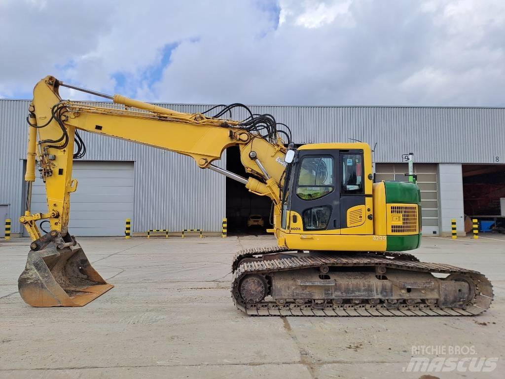 Komatsu PC228USLC-8 Escavadoras de rastos