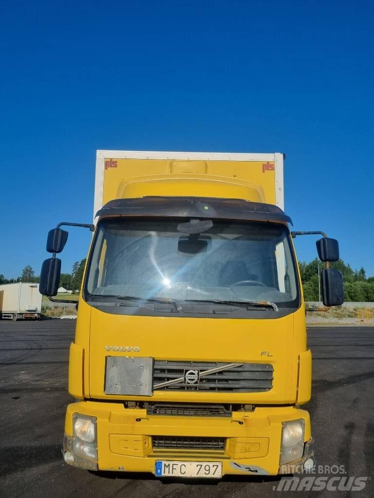 Volvo FL 240 Camiões de caixa fechada