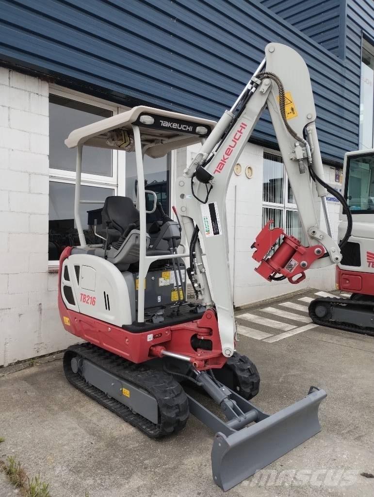 Takeuchi TB 216 Mini Escavadoras <7t