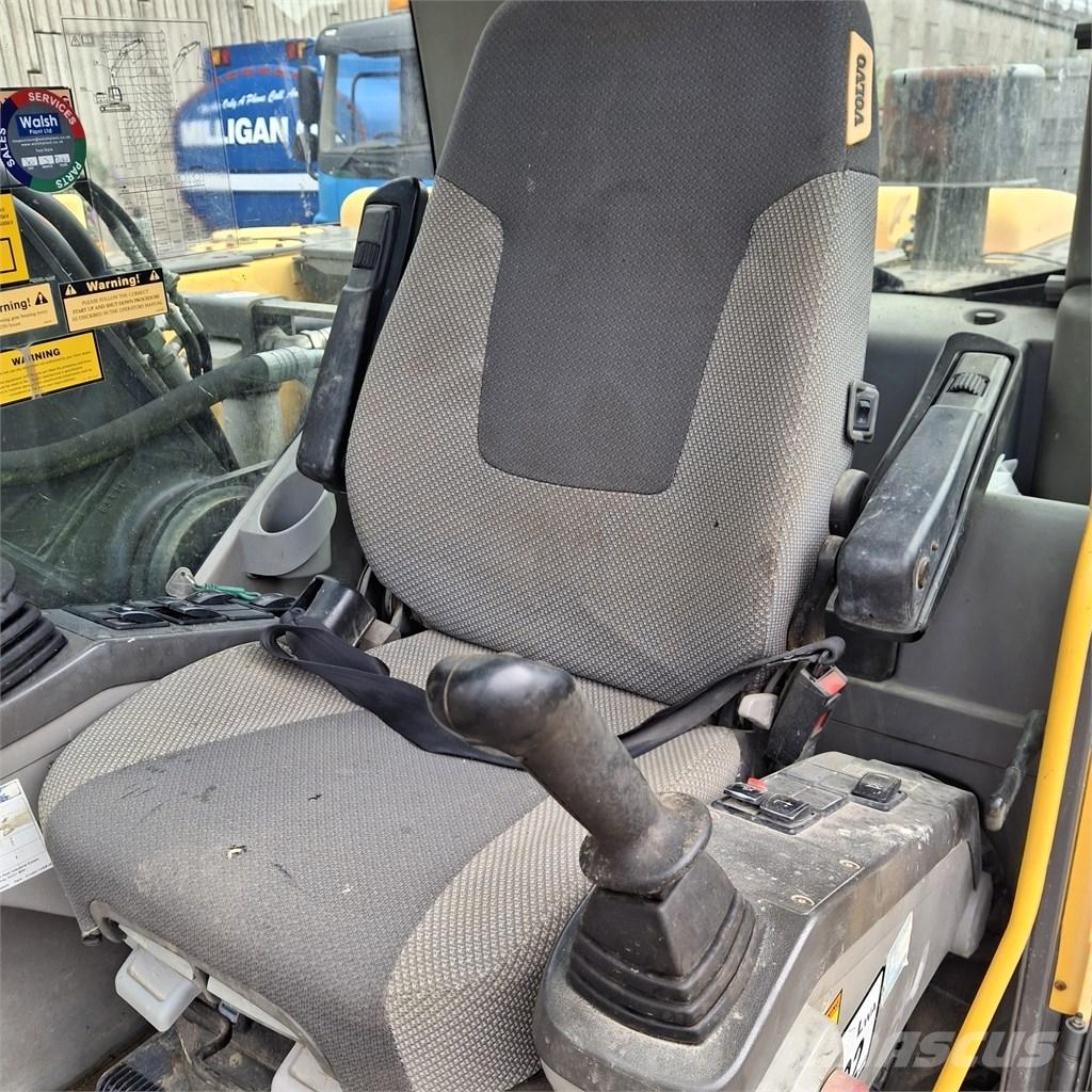 Volvo EC 210 C L Escavadoras de rastos