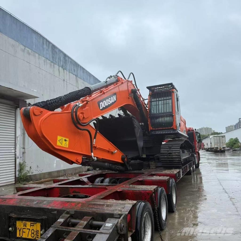 Doosan DX 225 LCA Escavadoras de rastos