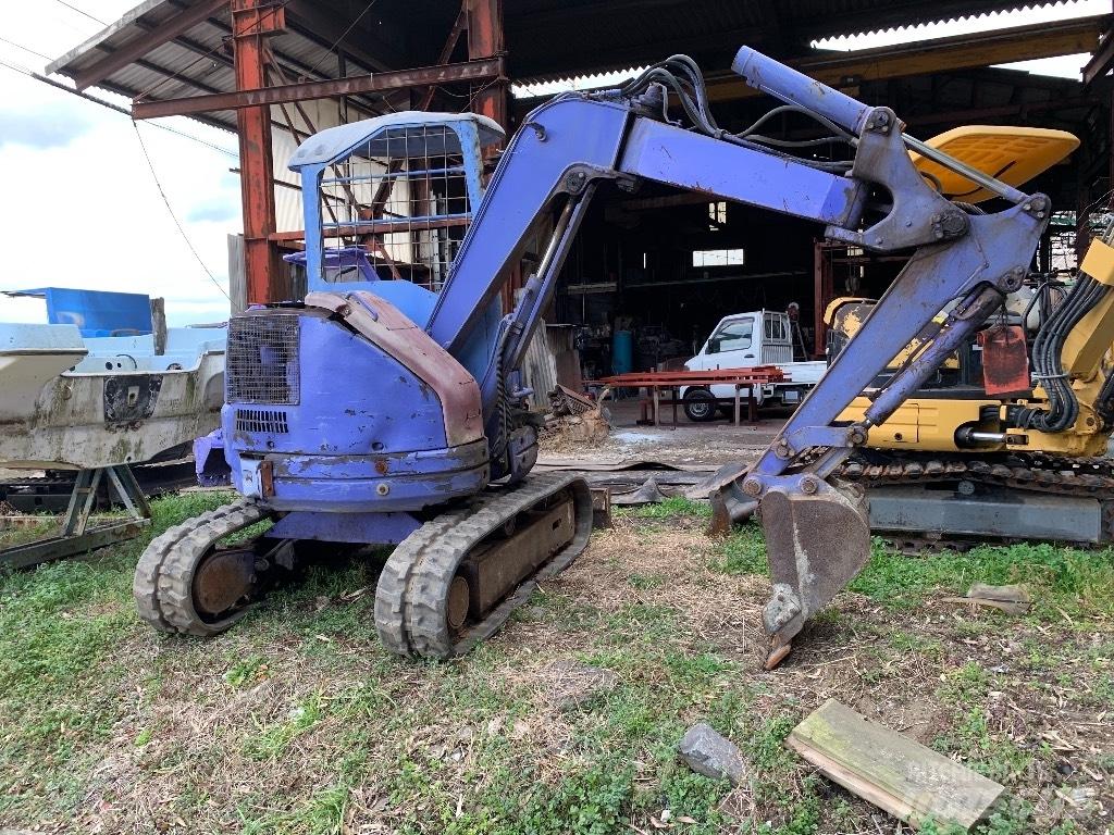 Komatsu PC28UU-2 Mini Escavadoras <7t