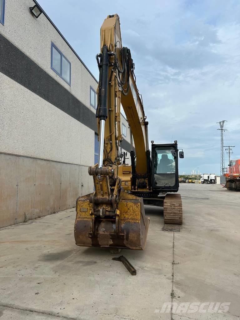CAT 323 D LN Escavadoras de rastos