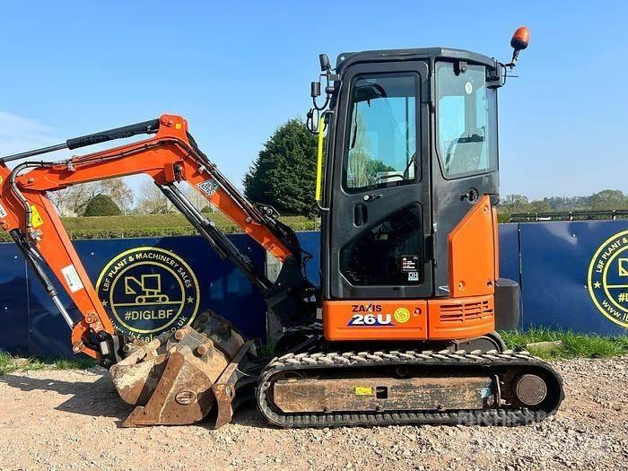 Hitachi ZX26U Mini Escavadoras <7t
