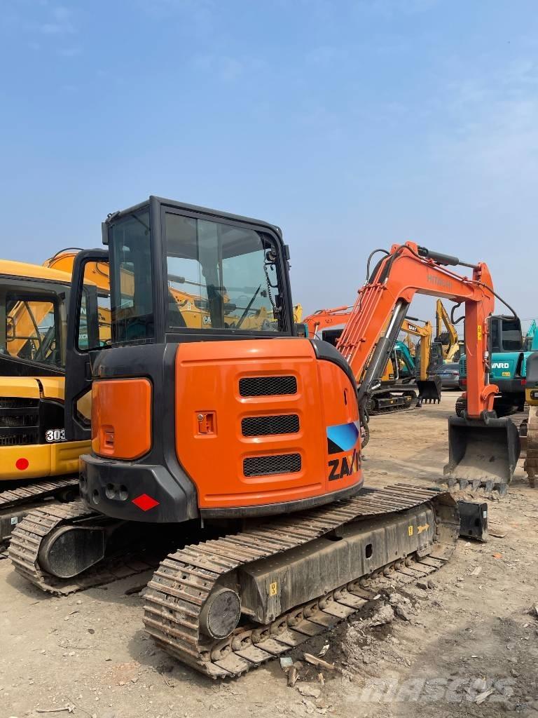 Hitachi ZX 55 Mini Escavadoras <7t
