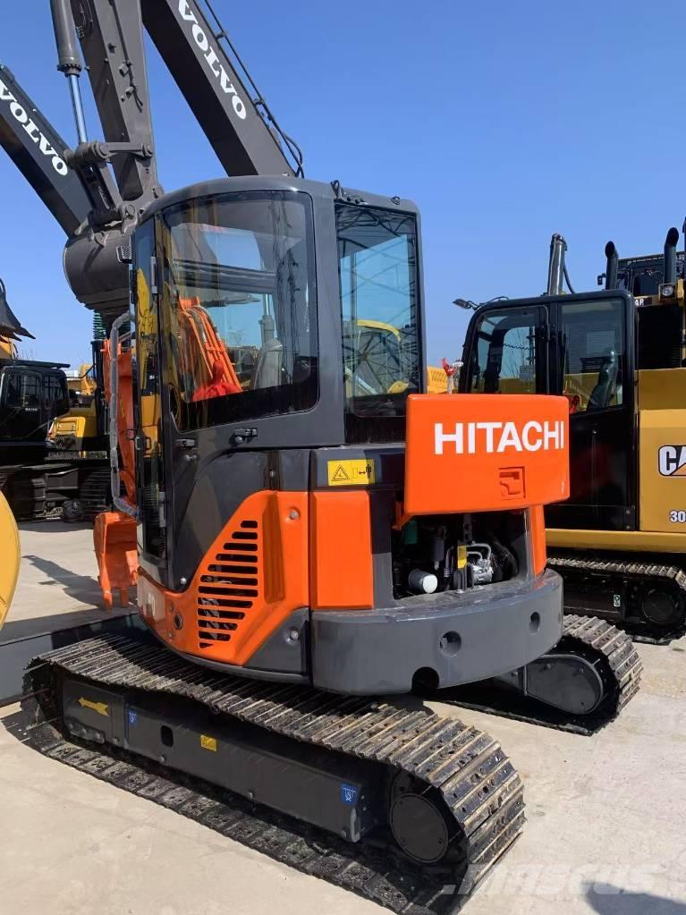 Hitachi ZX 55 Mini Escavadoras <7t