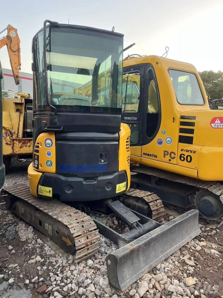 Komatsu PC 30 Escavadoras de rastos