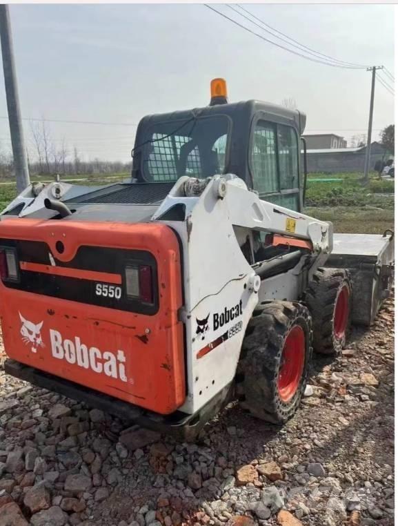Bobcat S550 Carregadoras de direcção deslizante