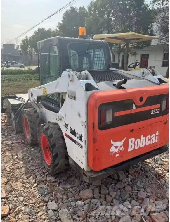 Bobcat S550 Carregadoras de direcção deslizante