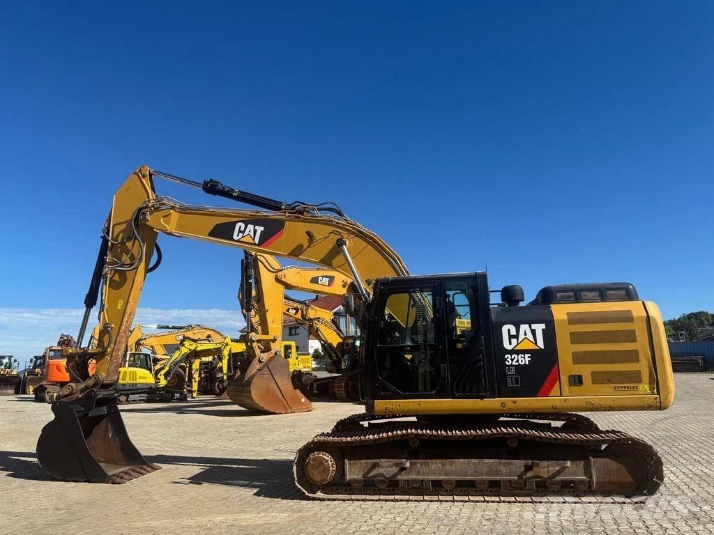 CAT 326 F LN Escavadoras de rastos