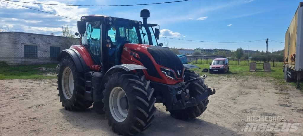 Valtra T-175 A Tratores Agrícolas usados