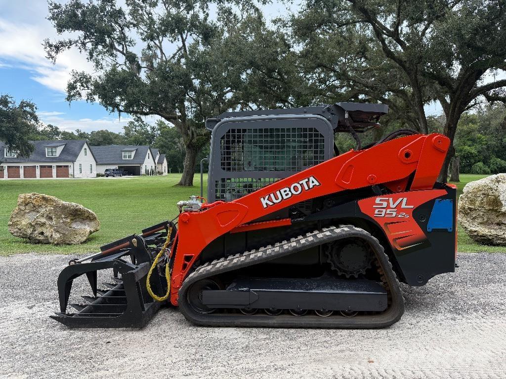 Kubota SVL 95-2 S Carregadoras de direcção deslizante