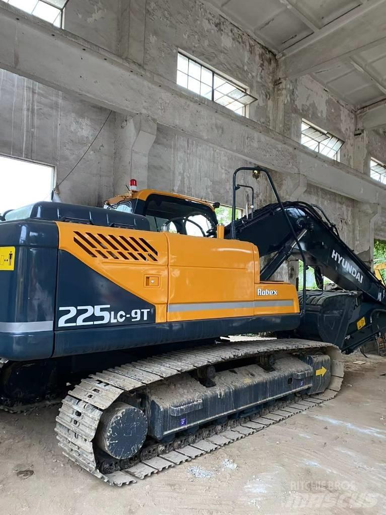 Hyundai 225LC-9 Escavadoras de rastos