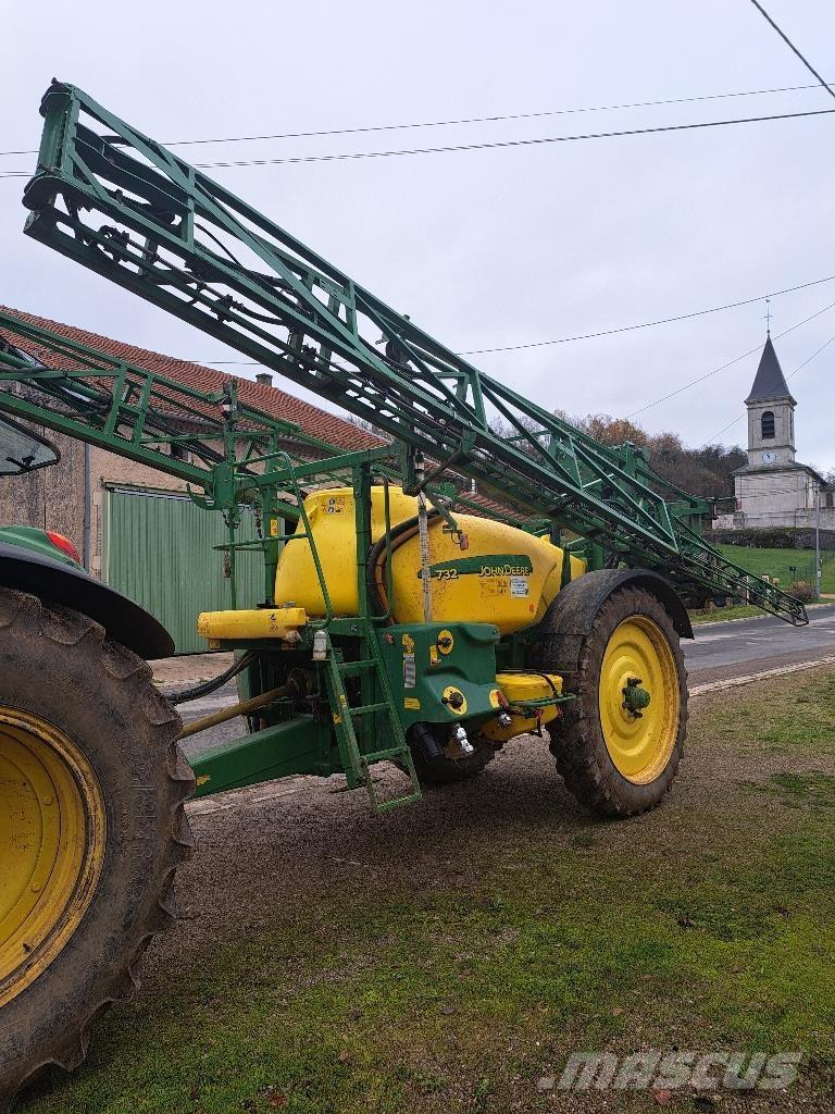 John Deere 732 Pulverizadores rebocados