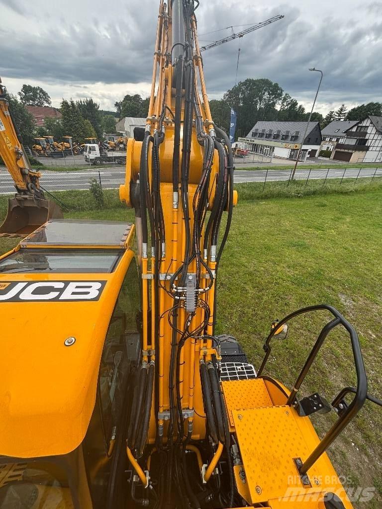 JCB JS 145 W Escavadoras de rodas