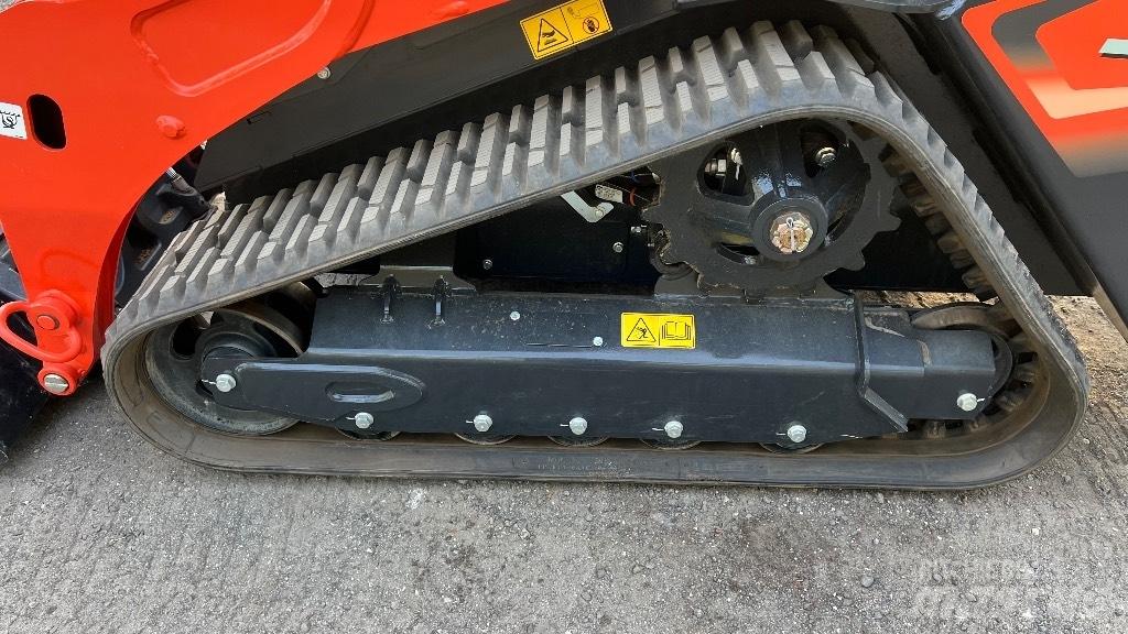 Kubota SCL 1000 Carregadoras de direcção deslizante