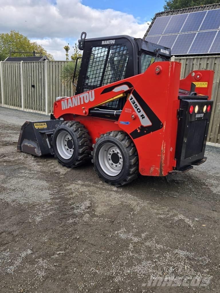 Manitou 1350 R Carregadoras de direcção deslizante