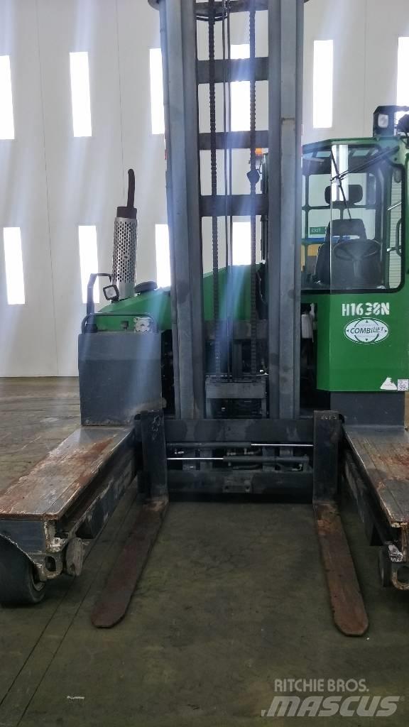 Combilift C4500 Carregadores laterais