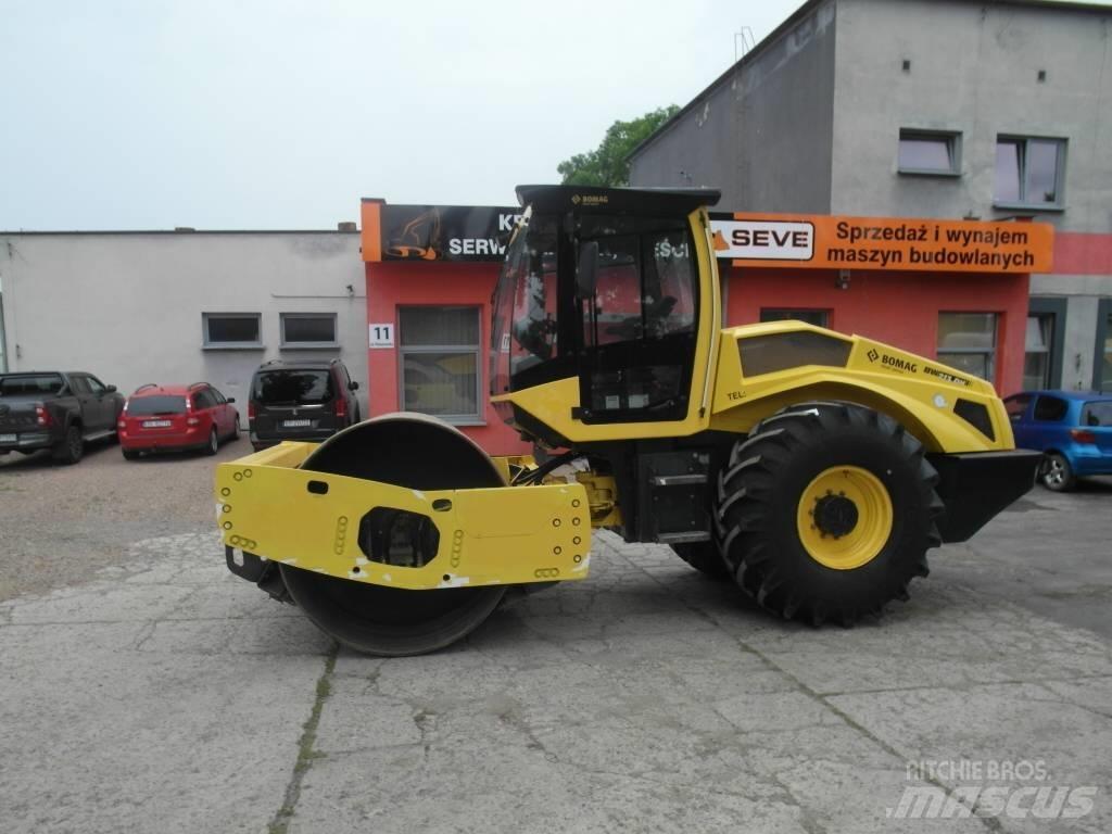 Bomag BW 213 DH-5 Cilindros Compactadores monocilíndricos
