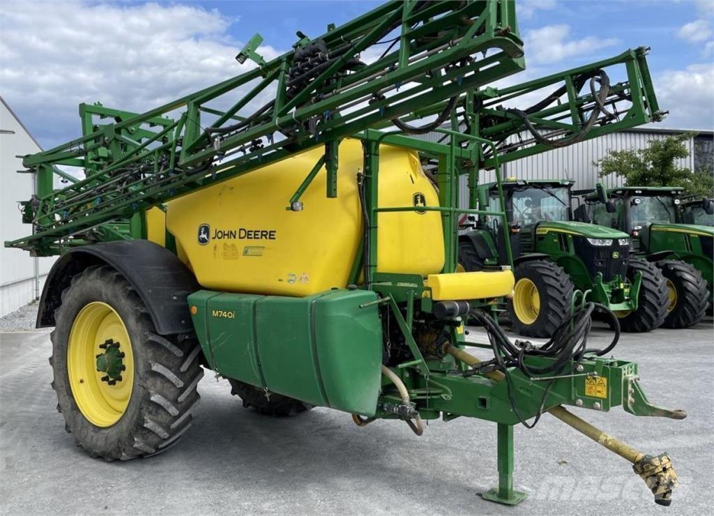 John Deere M 740 i Pulverizadores rebocados