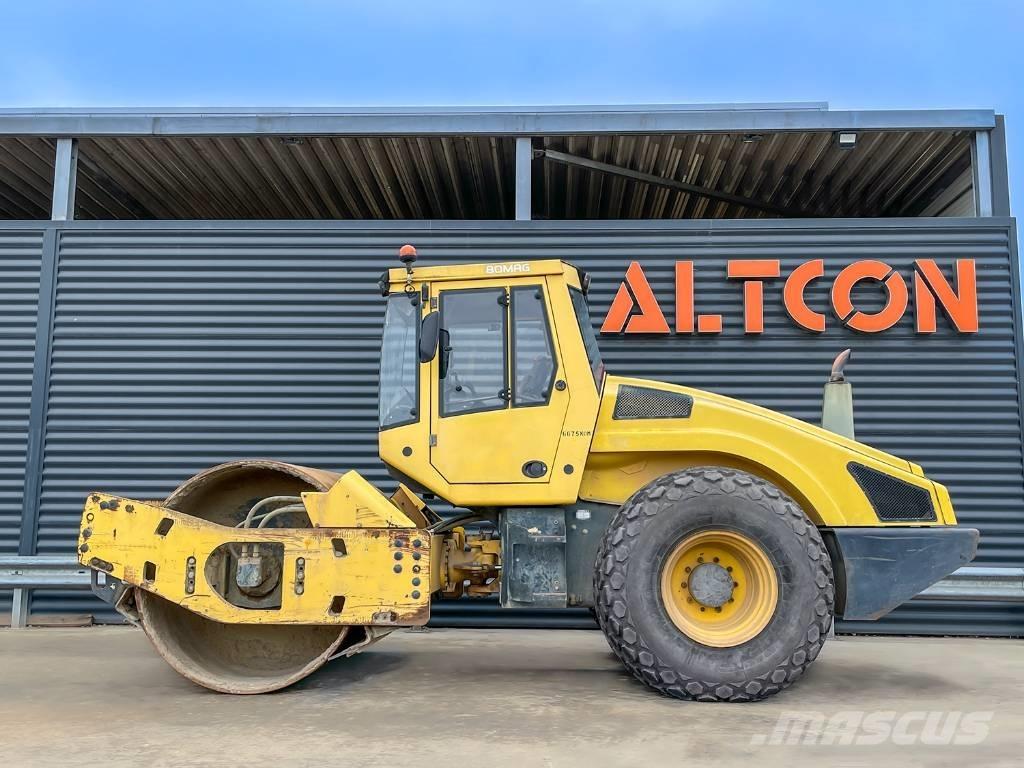 Bomag BW 213 DH-4 Cilindros Compactadores monocilíndricos