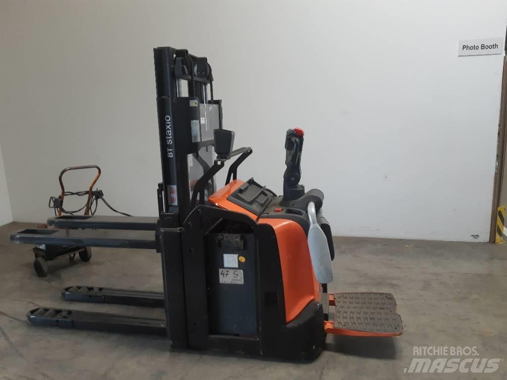BT SPE 200 D Empilhador para operador externo