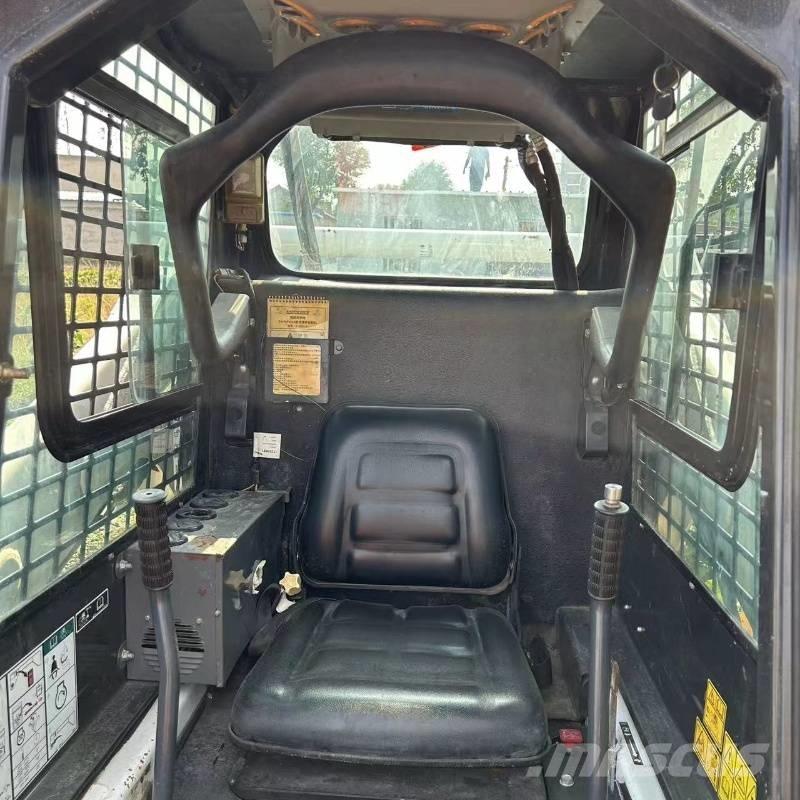 Bobcat S 18 Carregadoras de direcção deslizante