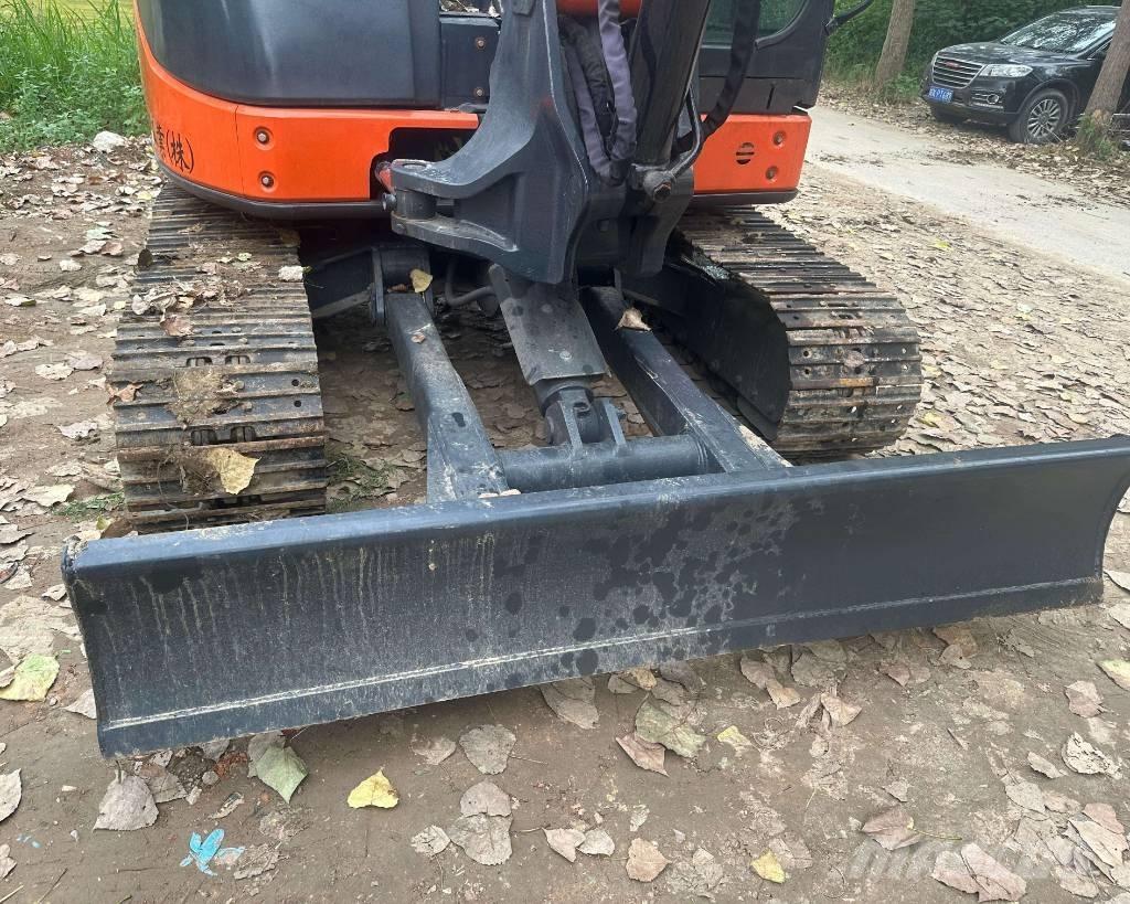 Hitachi ZX 50 U Mini Escavadoras <7t