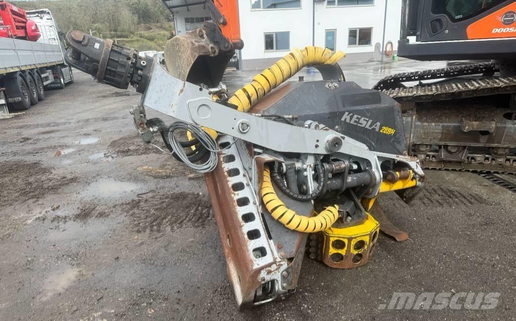 Doosan DX 235 Escavadoras florestais
