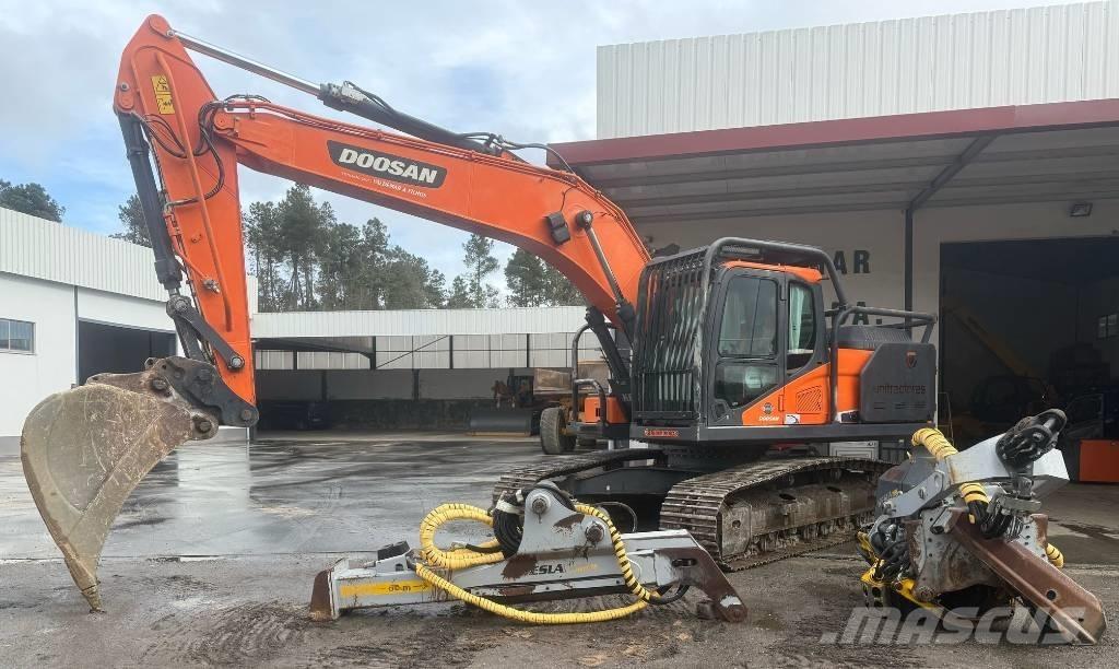 Doosan DX 235 Escavadoras florestais