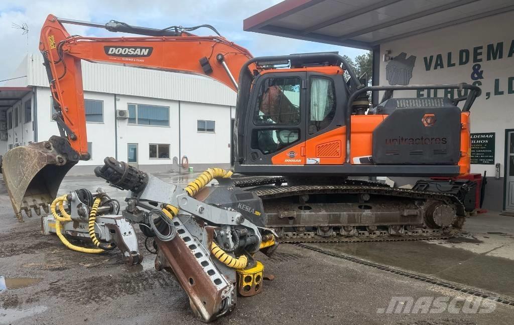 Doosan DX 235 Escavadoras florestais
